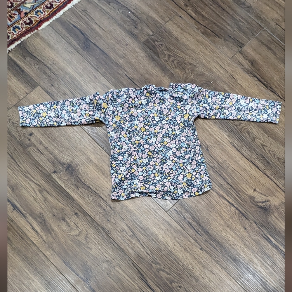 Long sleeve